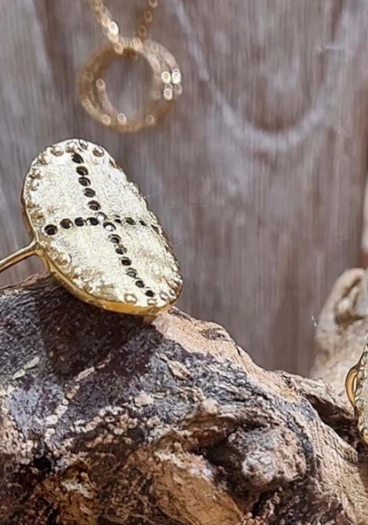 La bague bazile de chez Louise Hendricks