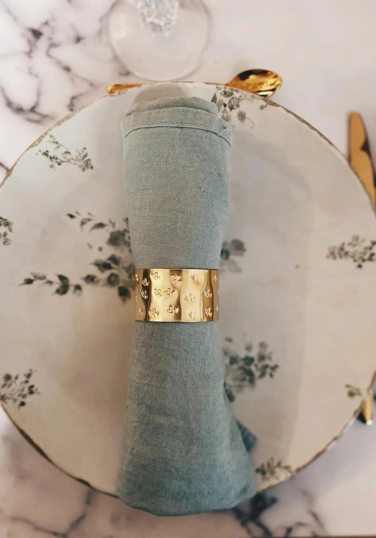 Le rond de serviette Pluie de doubles coeurs sans encre de chez Un chat dans ma botte