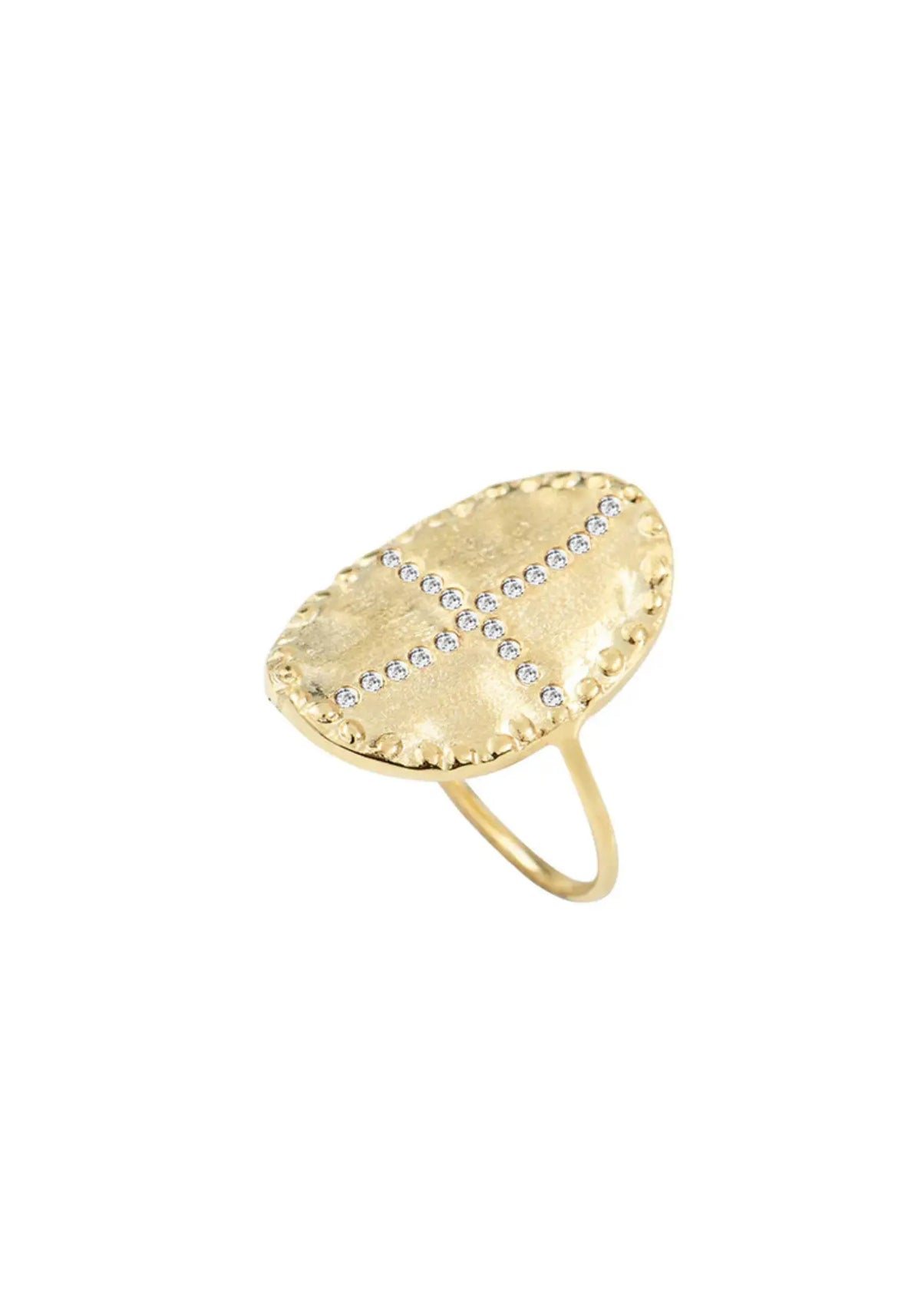 La bague bazile blanche de chez Louise Hendricks