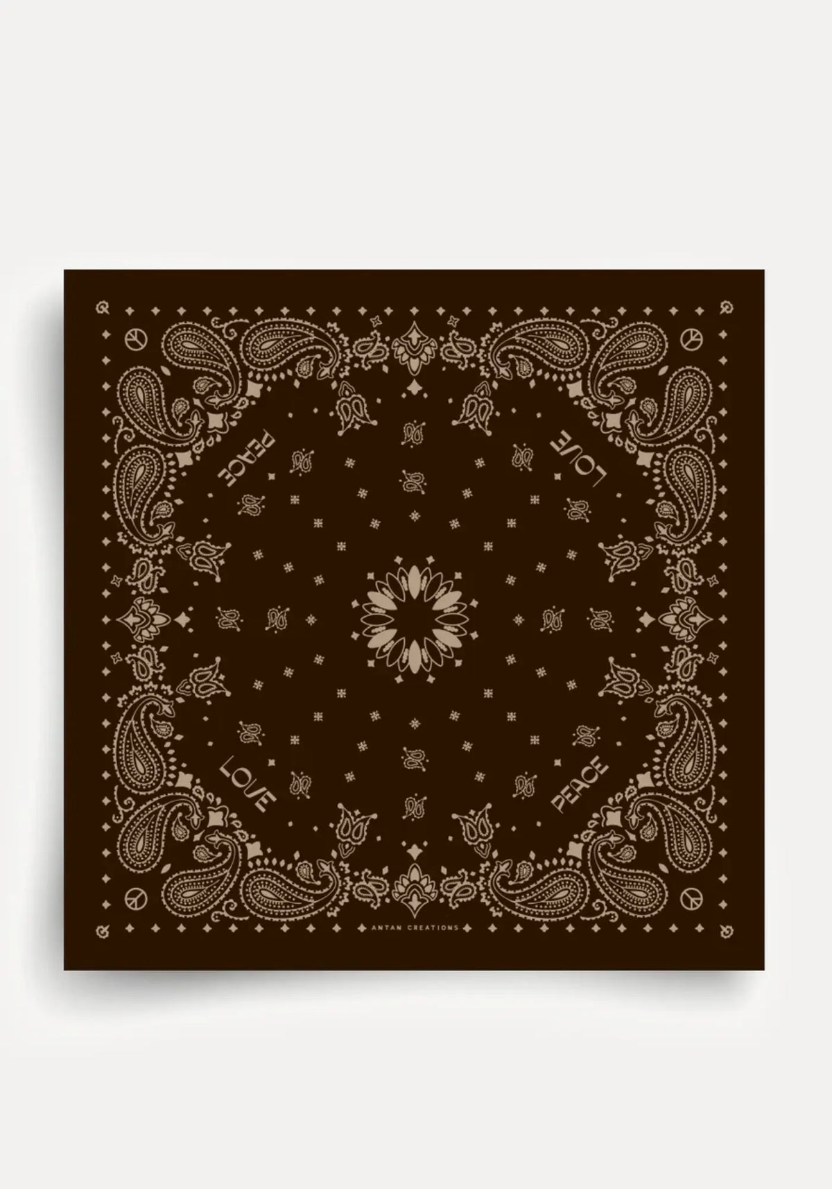 Le bandana silk 70 ganache nomad de chez Antan Créations