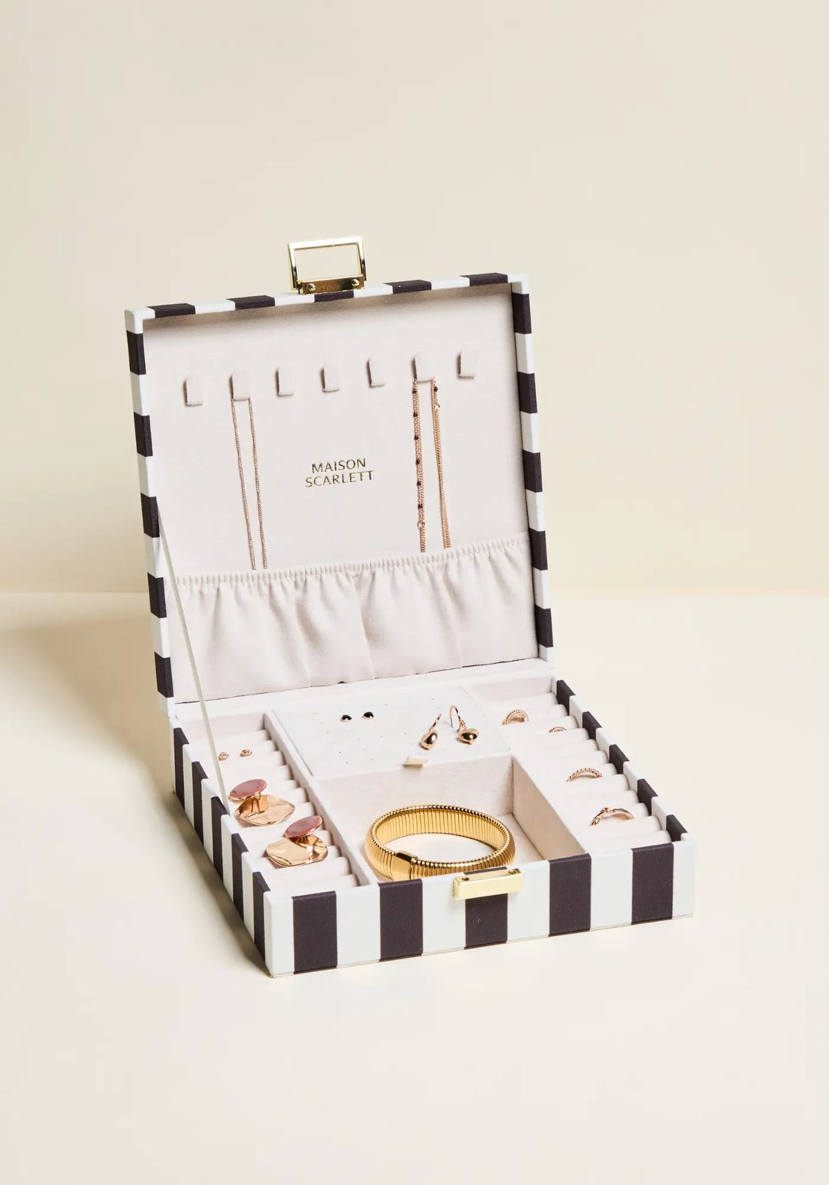 La boite à bijoux Anne coton rayures beige de chez Maison Scarlett