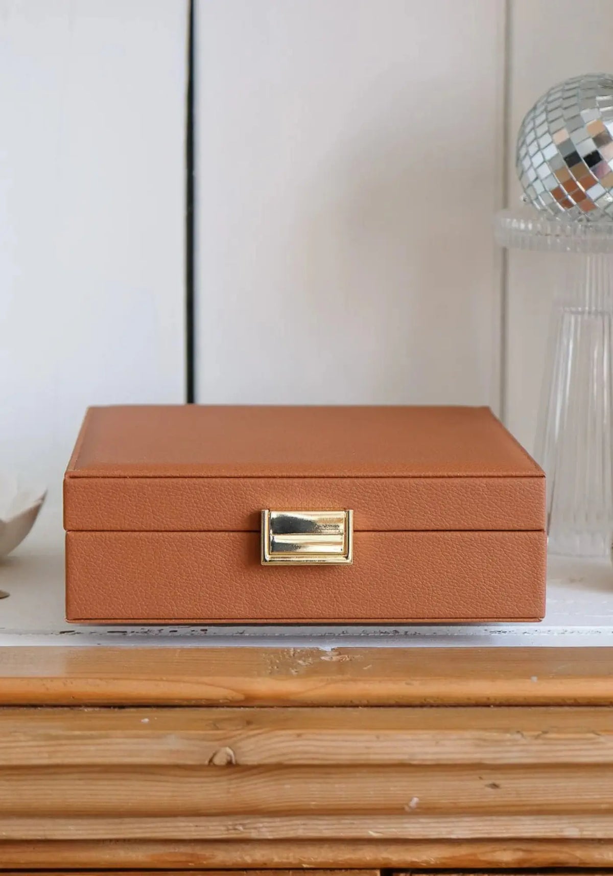 La boite à bijoux Anne PU camel de chez Maison Scarlett