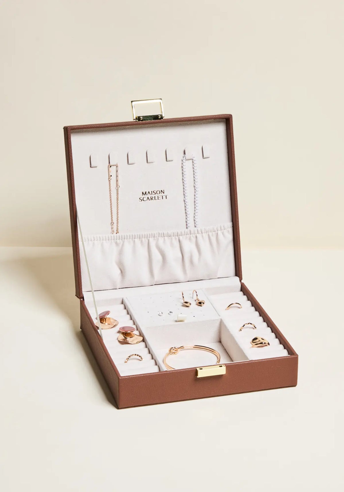 La boite à bijoux Anne PU marron de chez Maison Scarlett