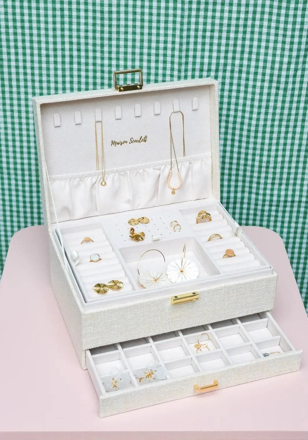 La boite à bijoux Denise lin beige de chez Maison Scarlett