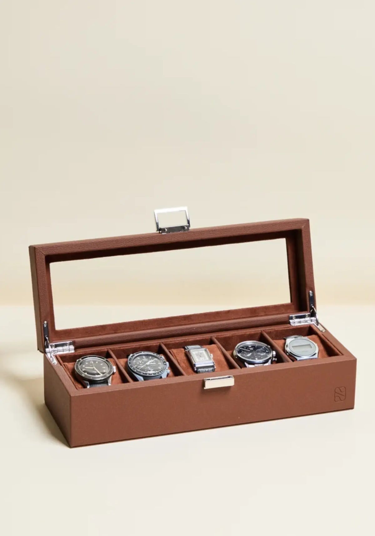 La boite à montres Jean 5 emplacements PU marron de chez Maison Scarlett