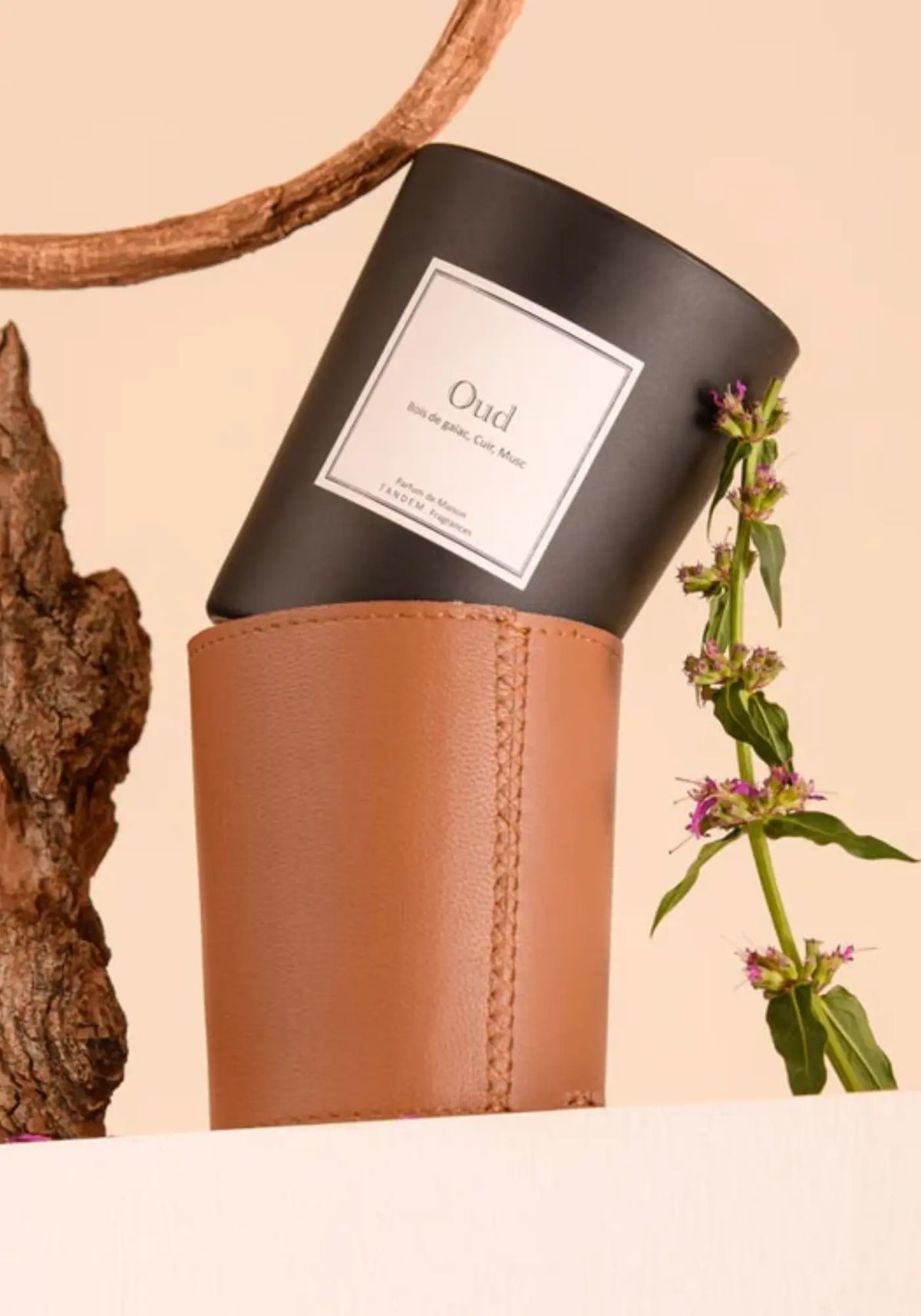 La bougie 180g Oud de chez Tandem Fragrances