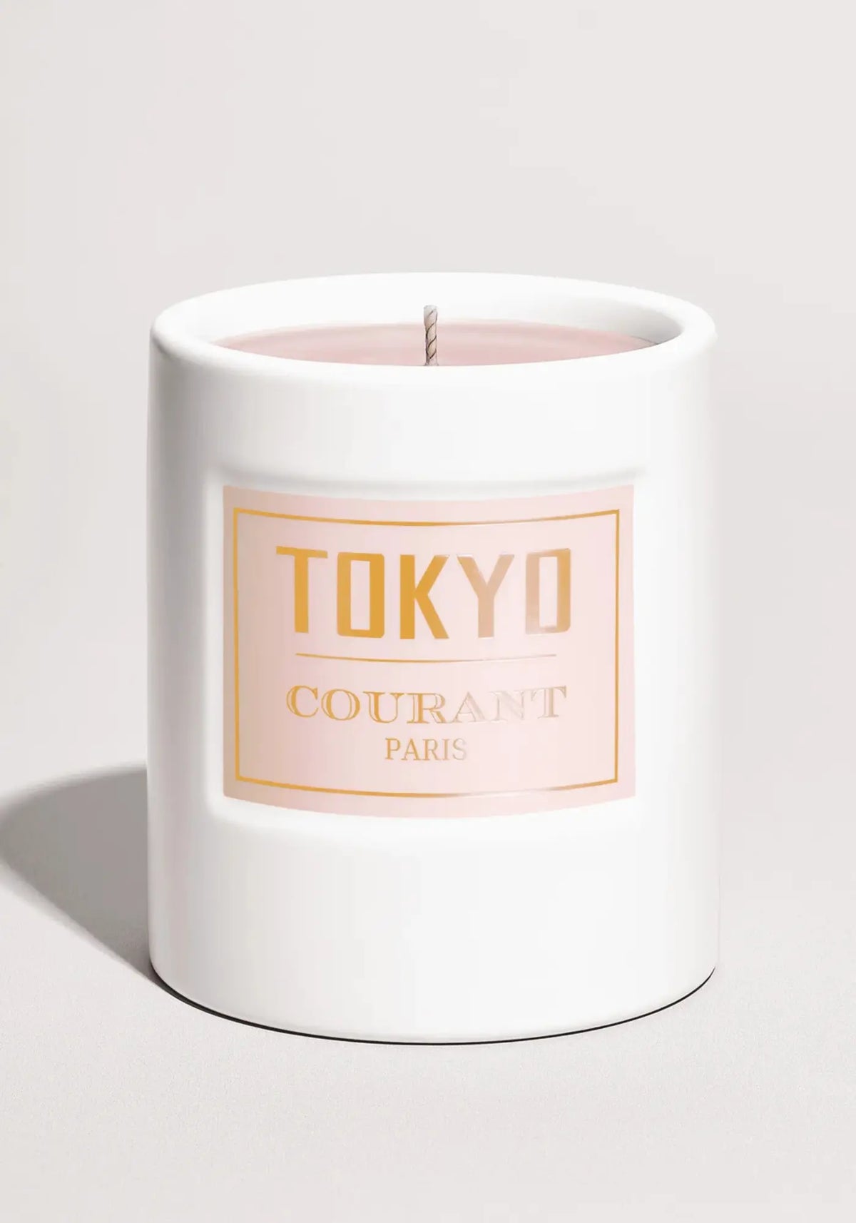 La bougie parfumée Tokyo de chez Courant Paris