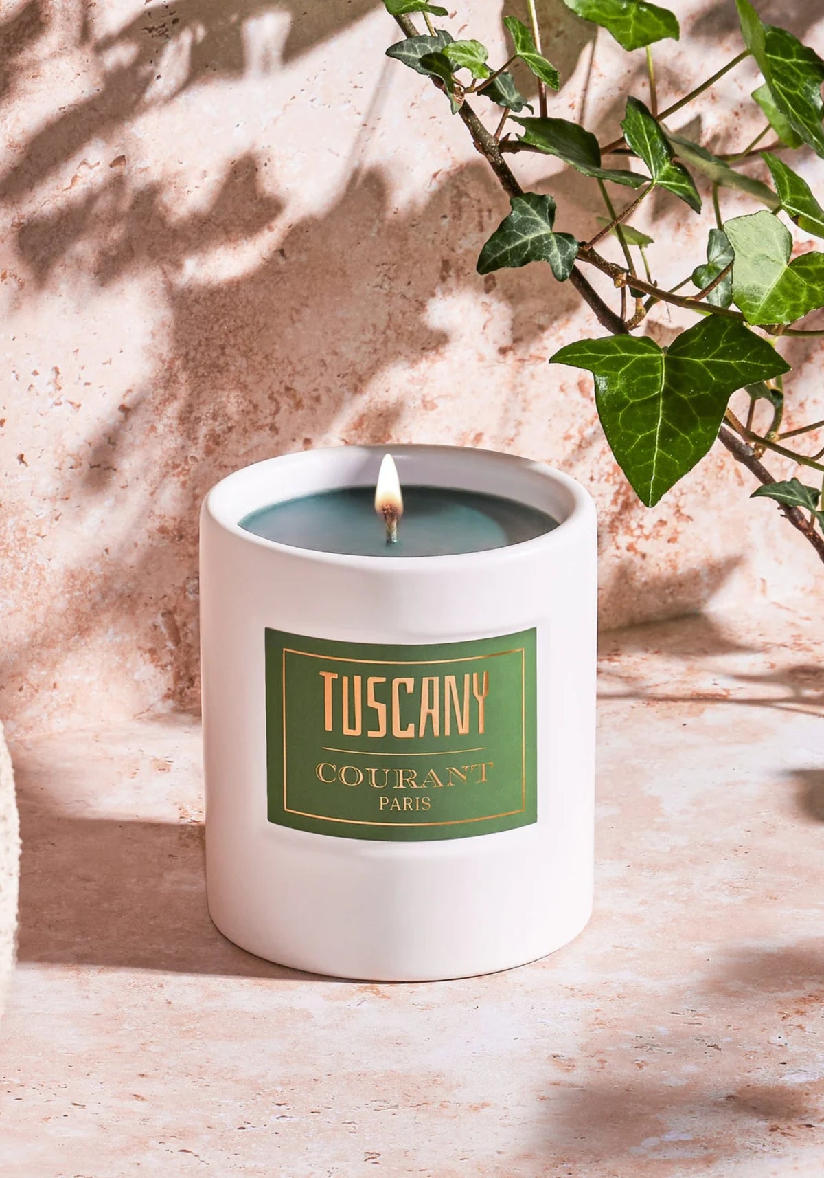 La bougie parfumée Tuscany de chez Courant Paris 