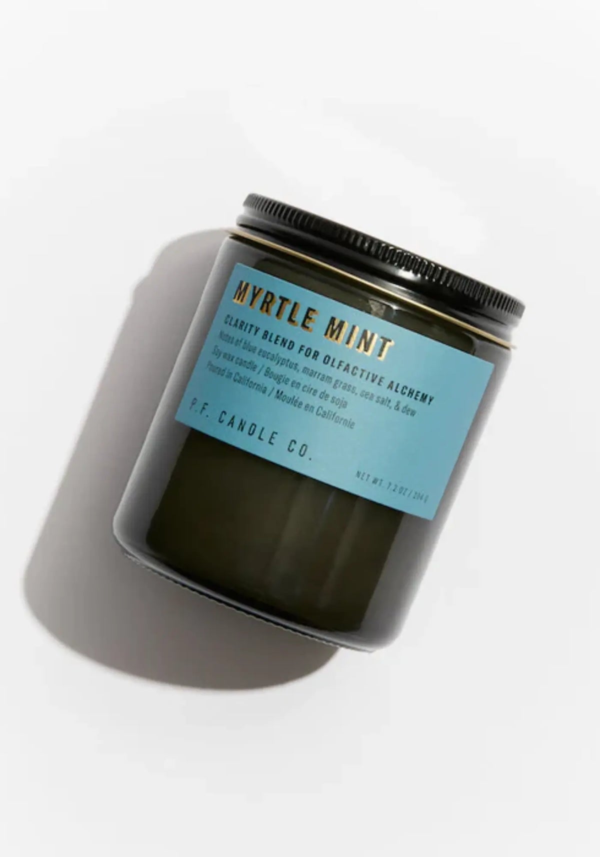 La bougie standard alchemy myrtle mint de chez PF CANDLE