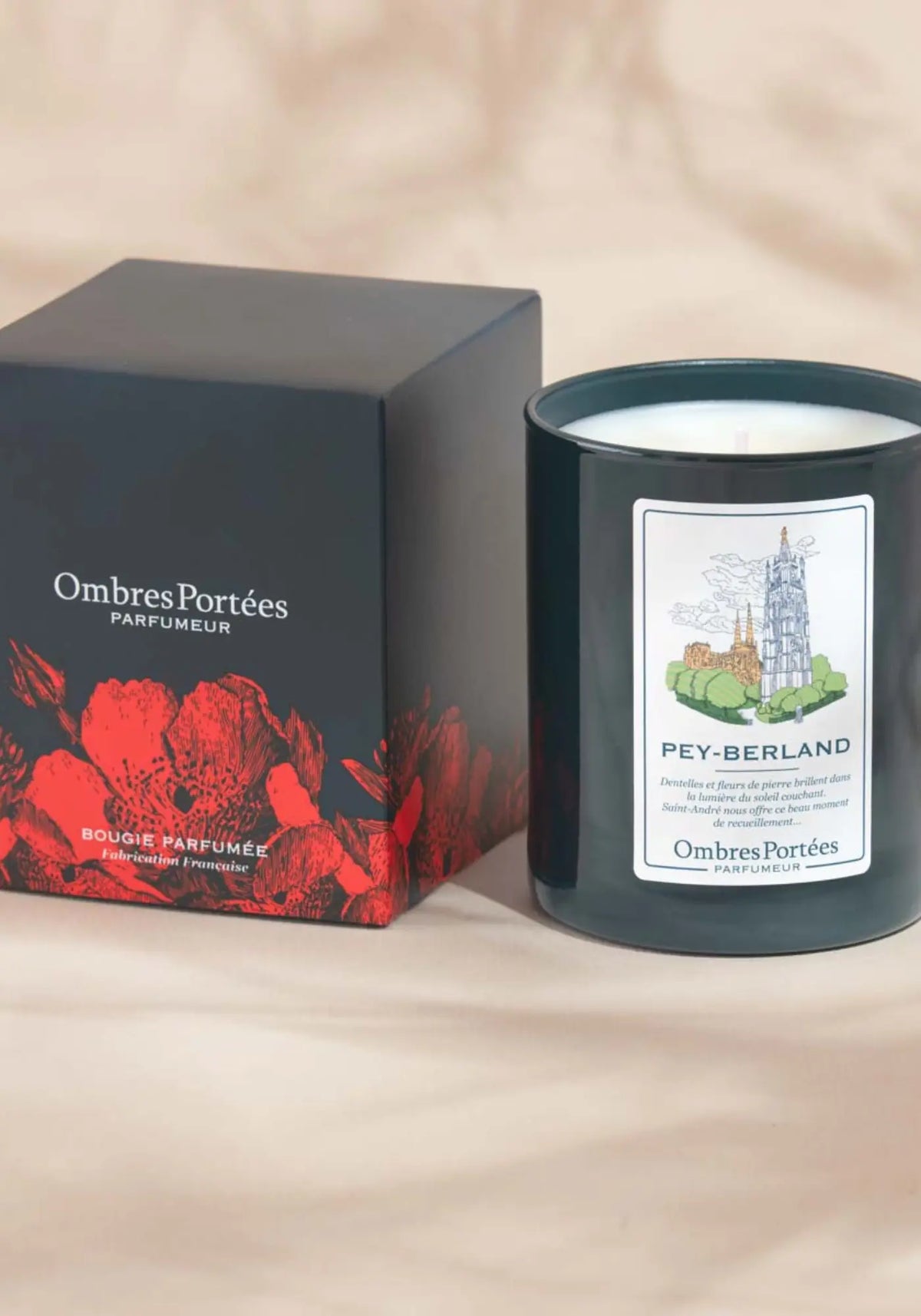 Le packaging de la bougie parfumée Bordelaise Pey Berland de chez Ombres Portées