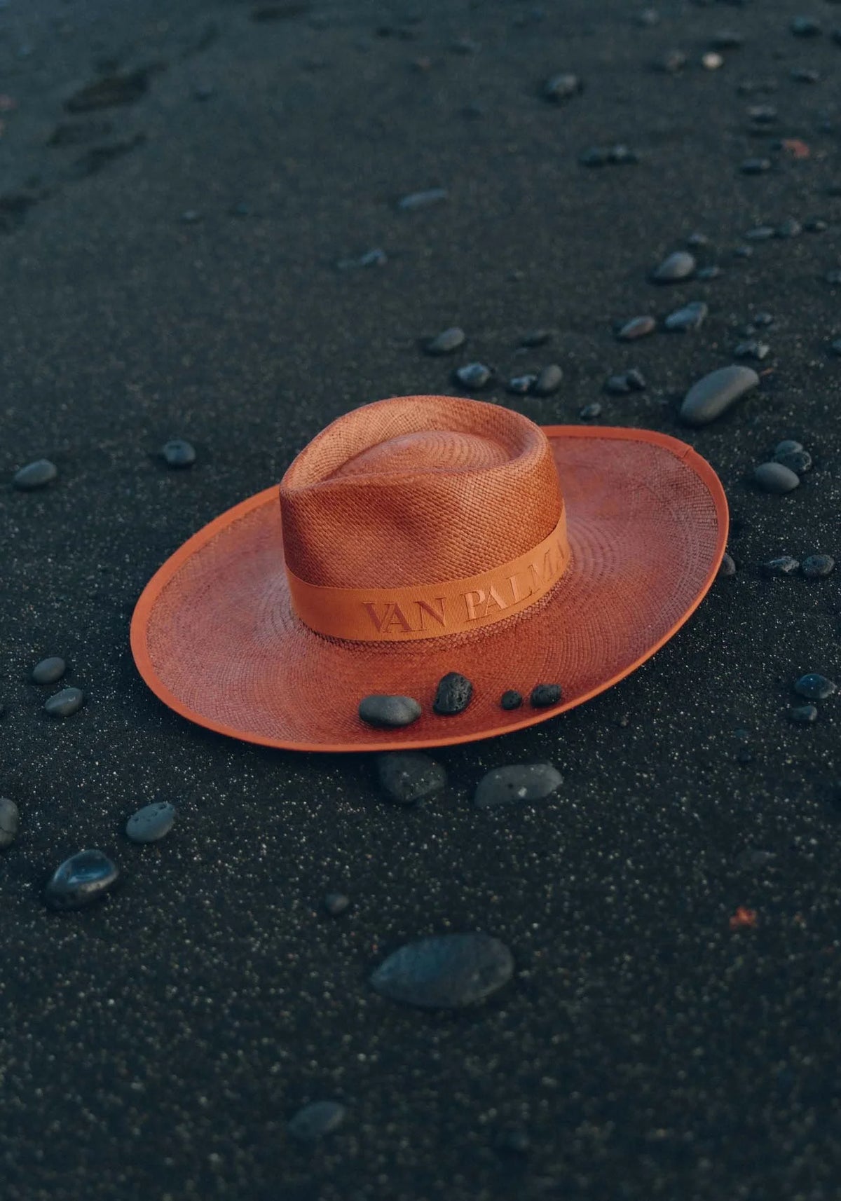 Le chapeau de paille Pat auburn pour femme de chez Van Palma