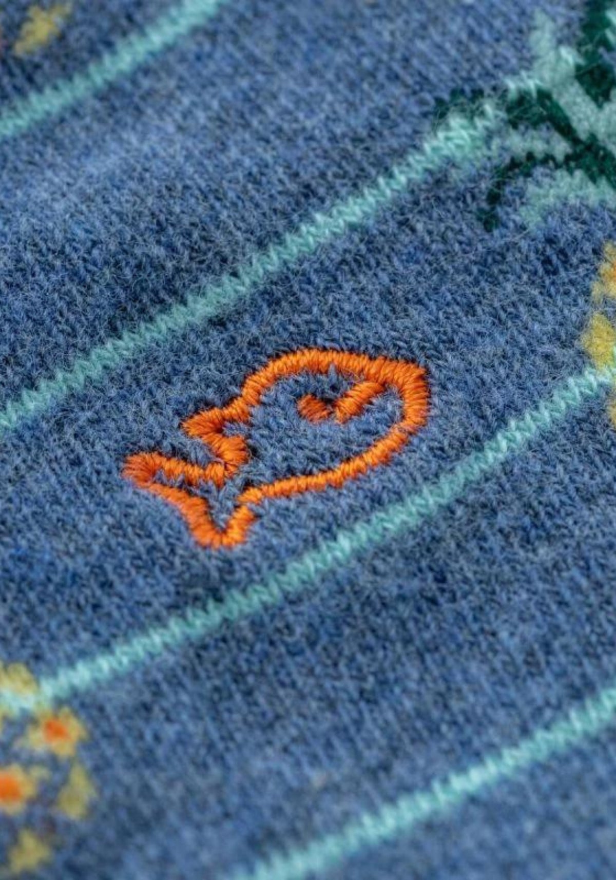 Zoom sur le logo Billybelt des chaussettes fantaisie ananas pour homme