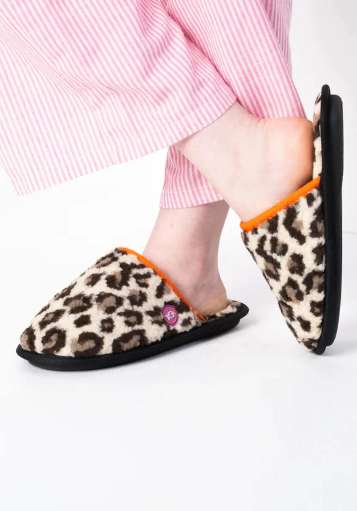 Les chaussons léopard de chez Billybelt