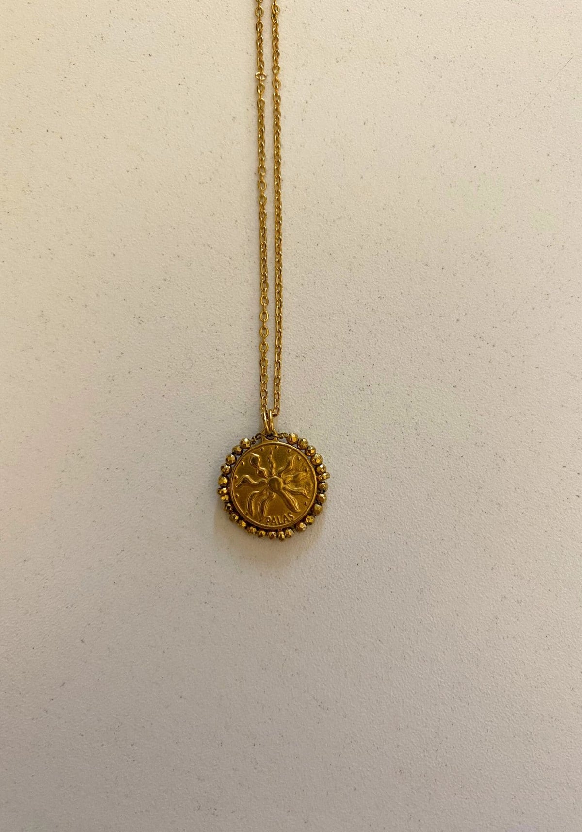 Collier Belamar gold de chez Fancy Palas
