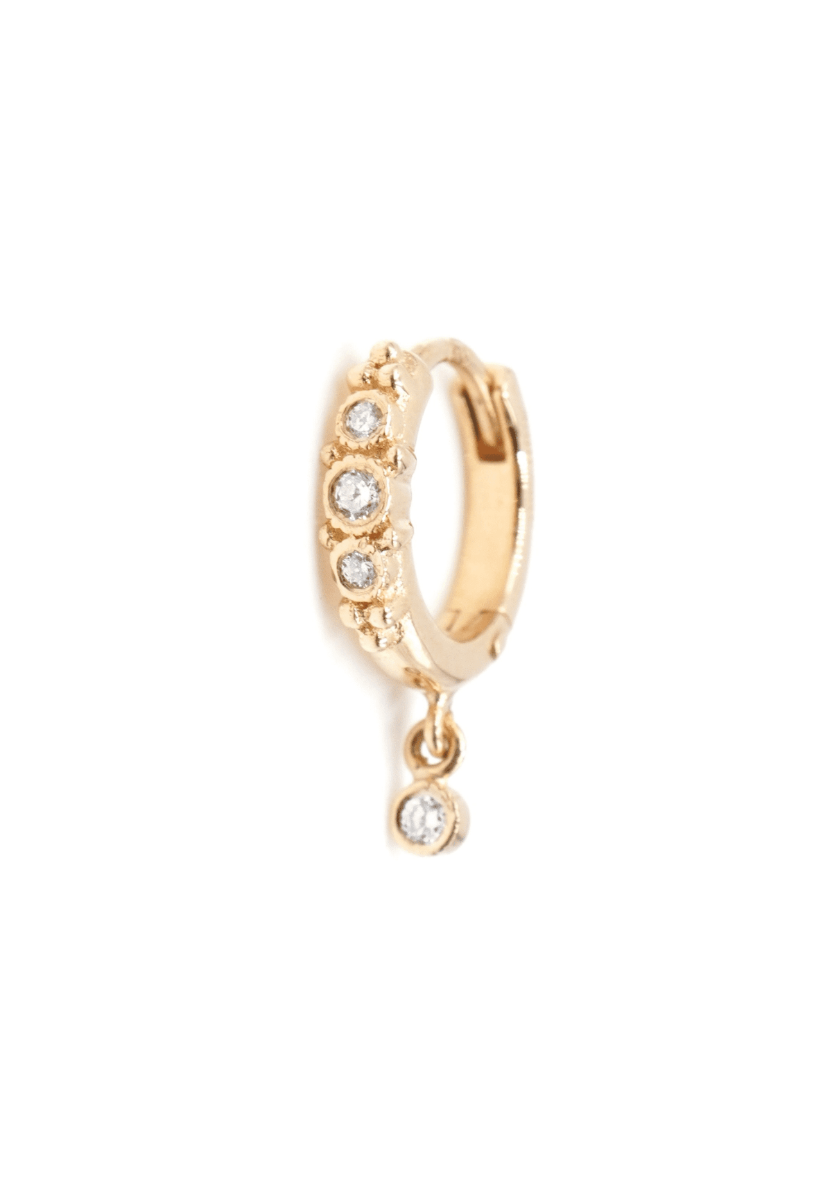 Zoom sur la Créole Susie Pampille pour femme en or jaune de chez Angèle Brousse