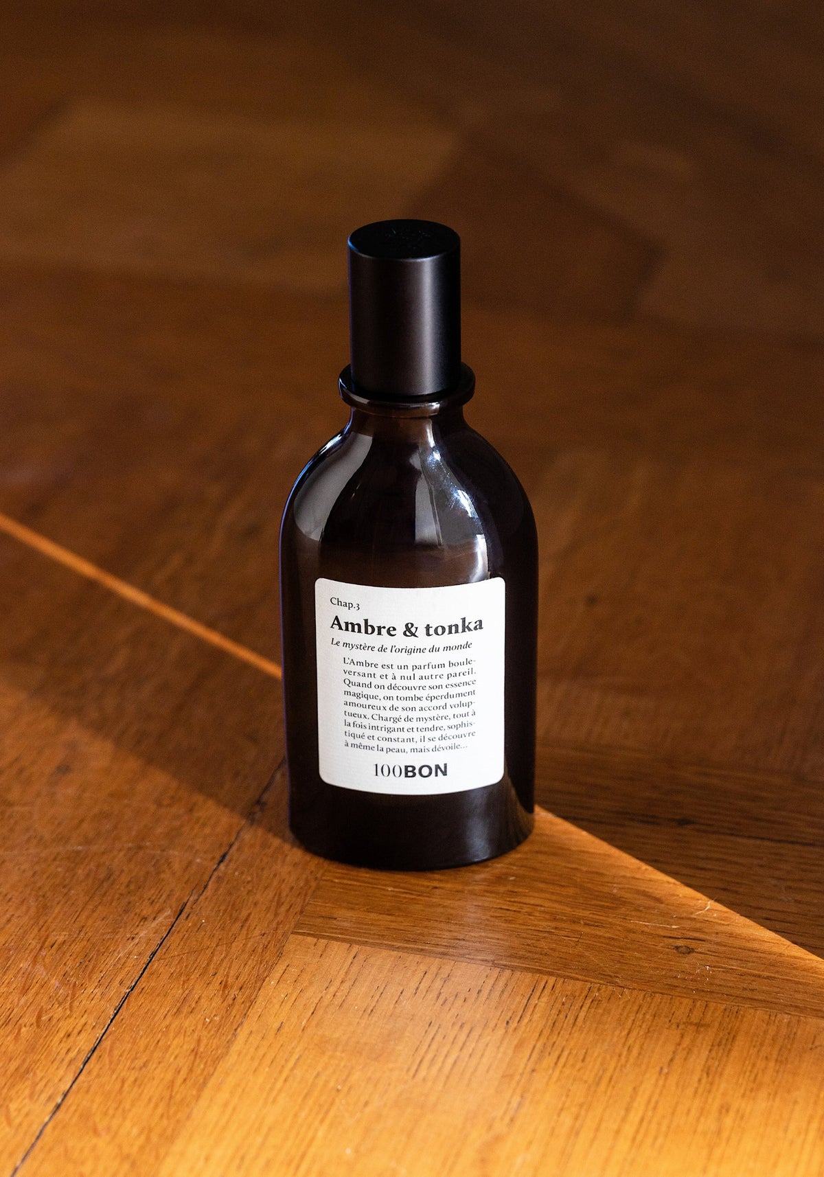 L'eau de parfum Ellena Ambre & Tonka de chez 100Bon