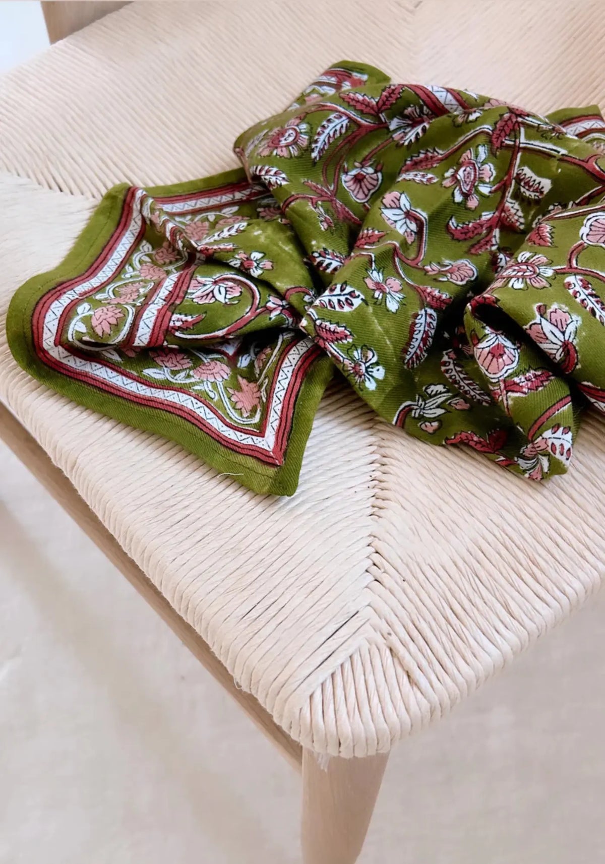 Le foulard delhi kids 50cm menthe de chez So Family
