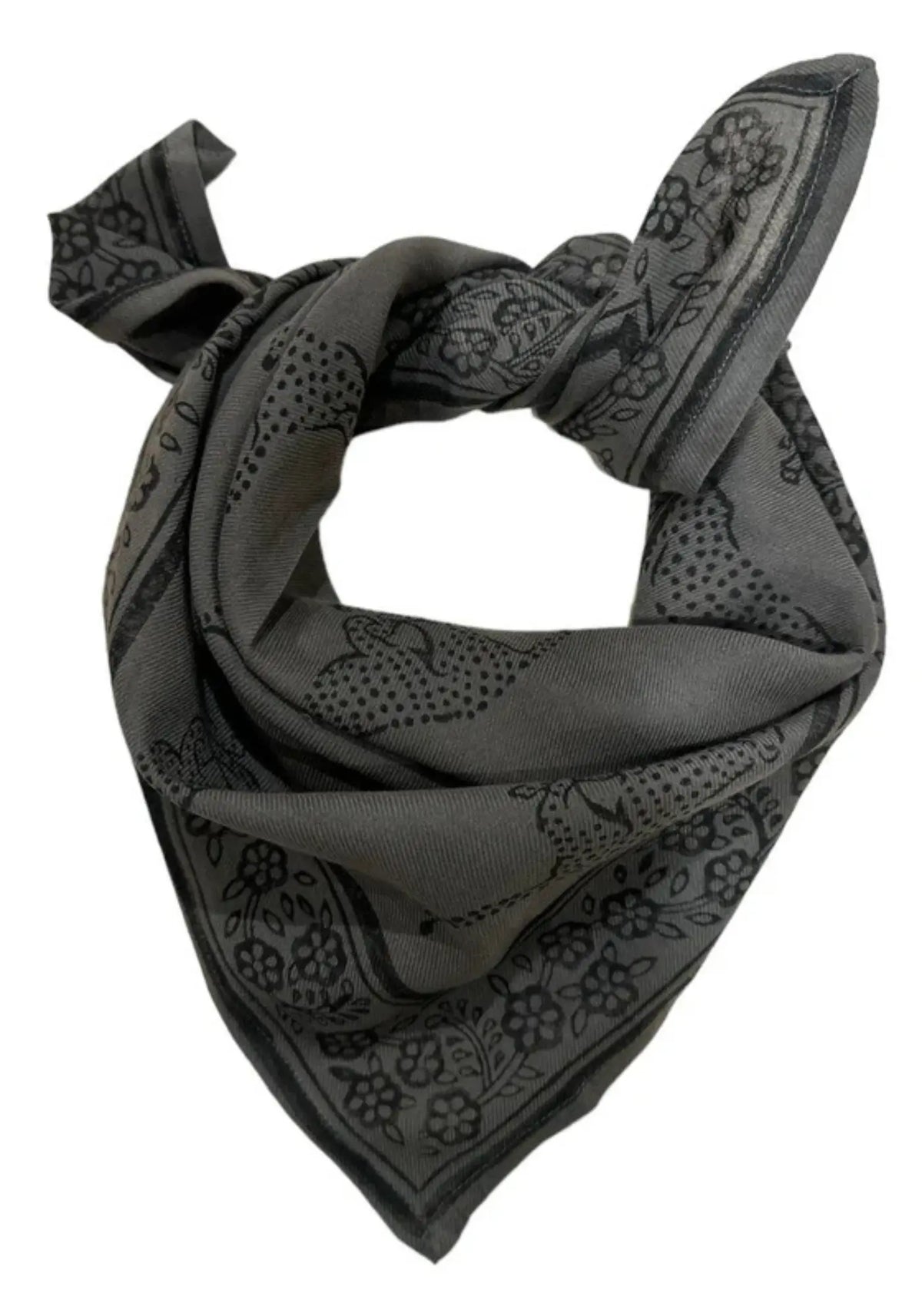 Le foulard leo charbon de chez So Family 
