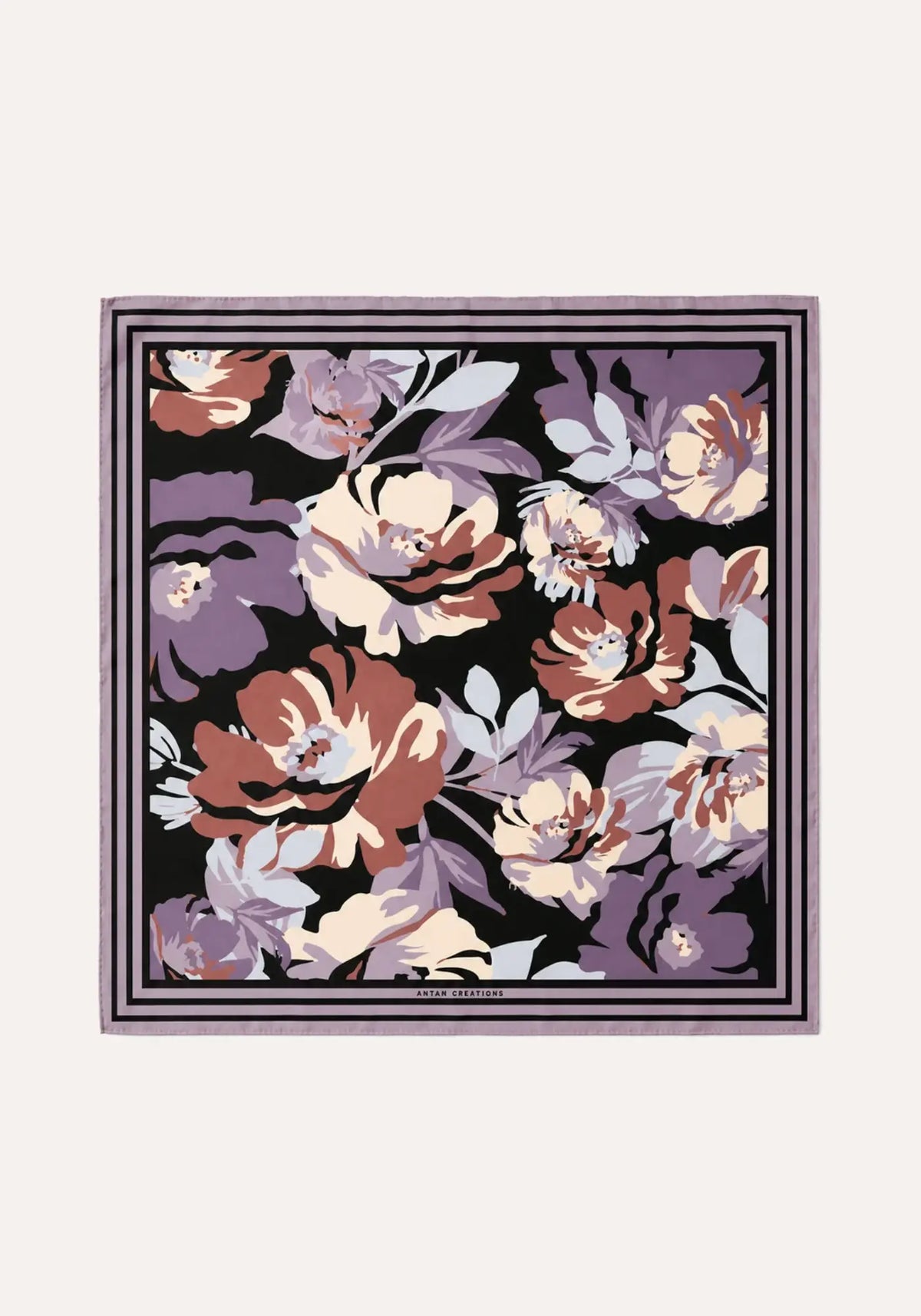 Le foulard wild flowers purple haze de chez Antan Créations