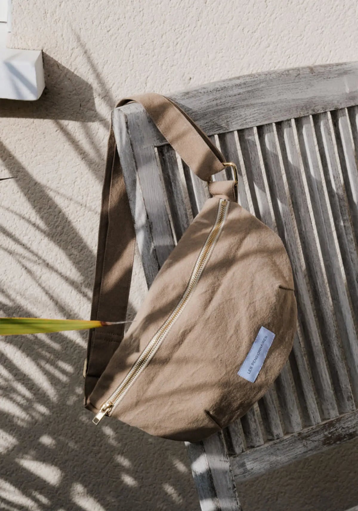 Le sac banane beige de chez Les Pensionnaires