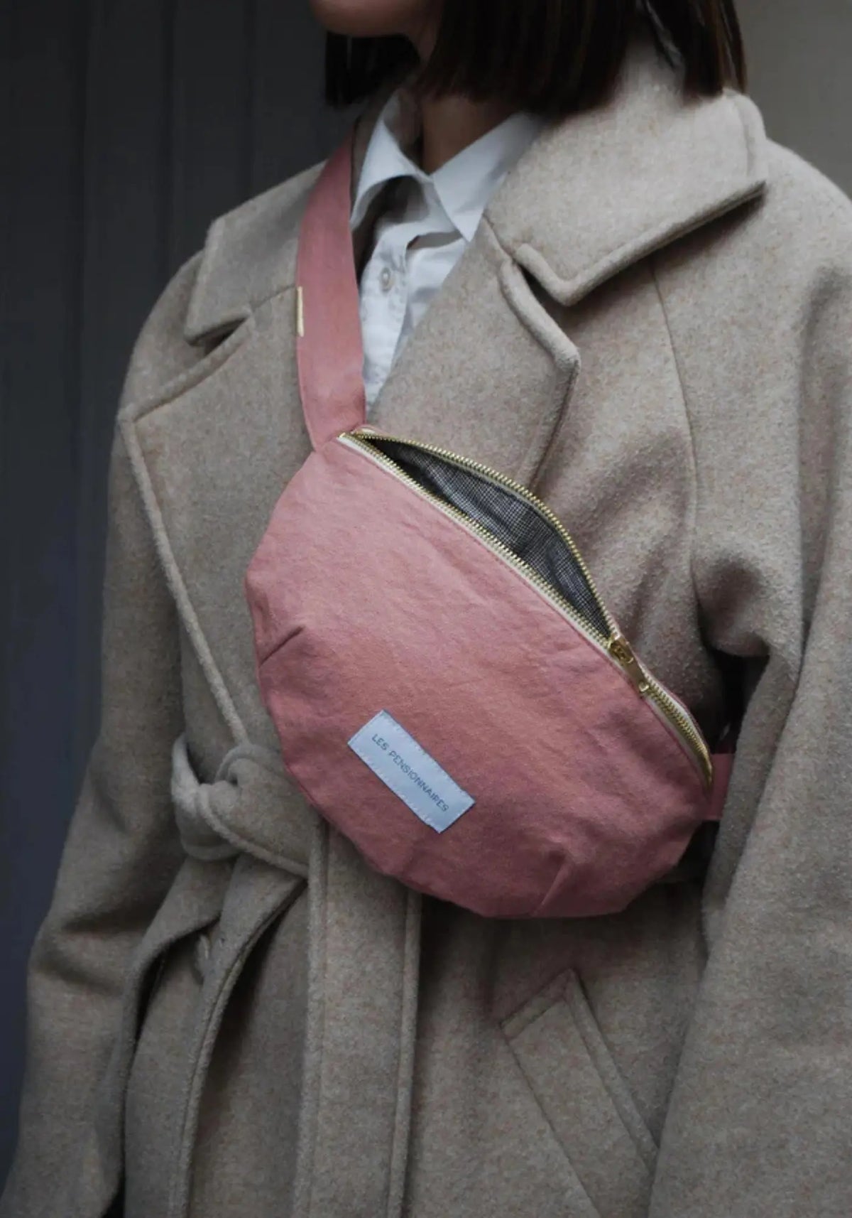 Le sac banane bois de rose de chez Les Pensionnaires