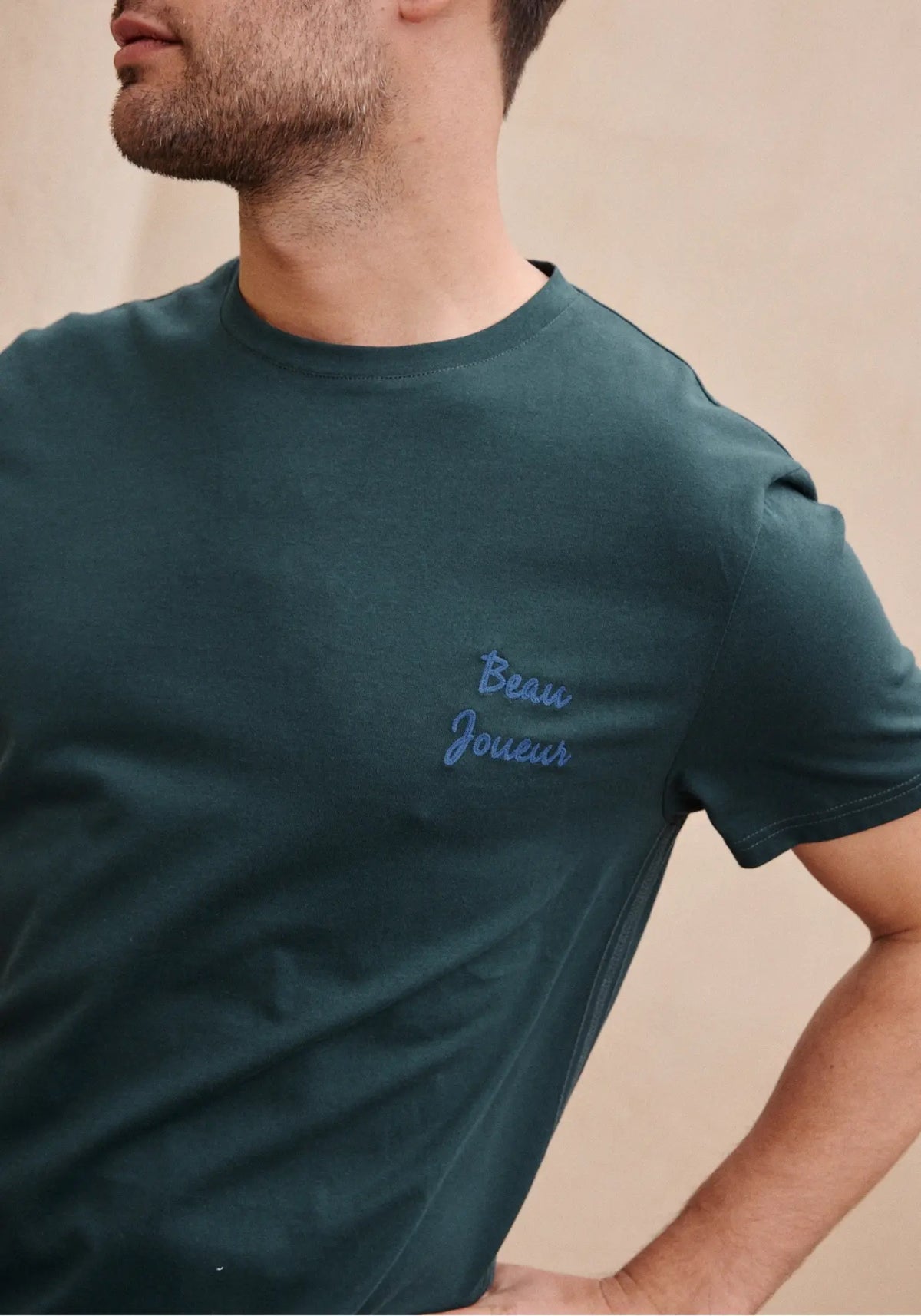 Le t-shirt MC beau vert chêne de chez Jaqk 