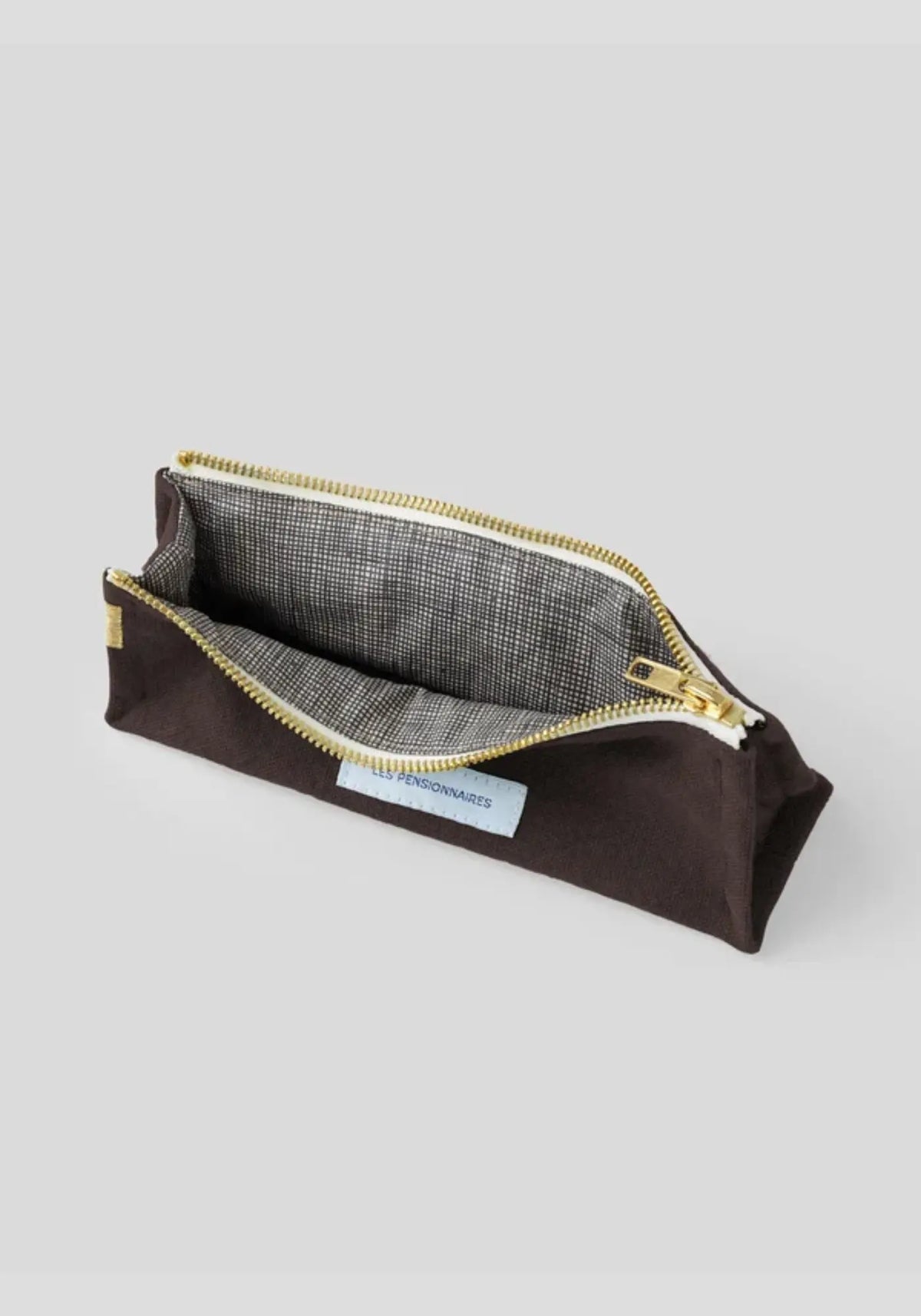La trousse à crayons marron ebène des Pensionnaires