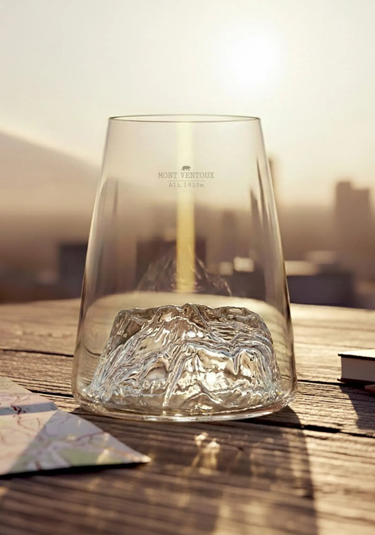 Le verre design topographic mont ventoux de chez Alaskan Maker