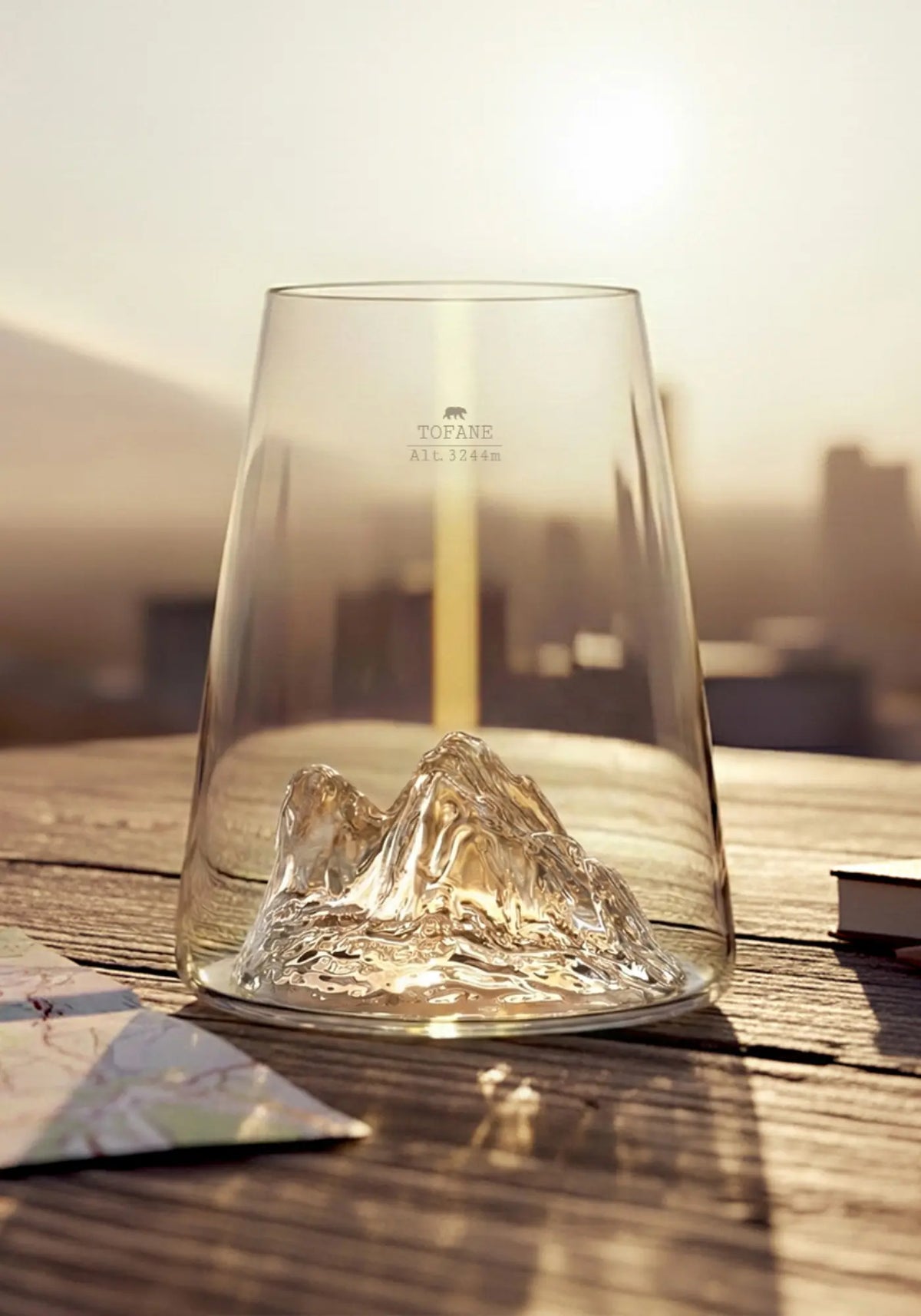 Le verre design topographic tofane de chez Alaskan Maker