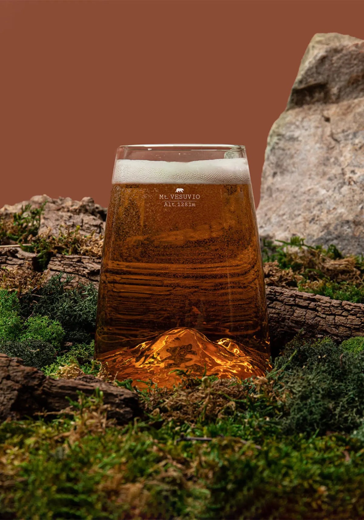 Le verre design topographic Vesuve de chez Alaskan Maker