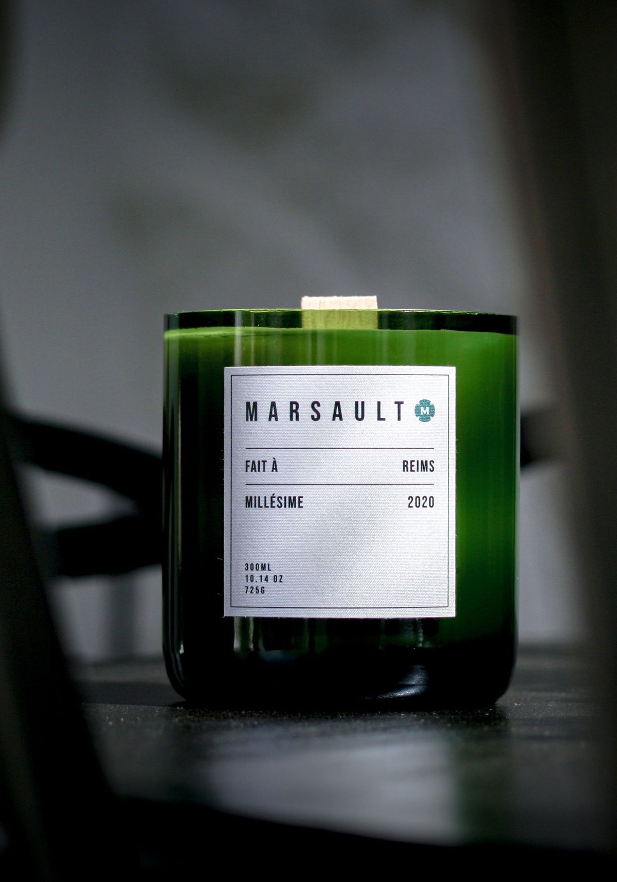 bougie-parfumee-cotes-des-blancs-grand-format-bouteille-marsault