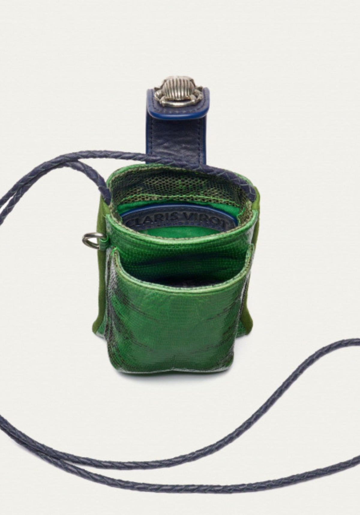 etui-telephone-marcus-vert-yuzu-interieur-claris-virot